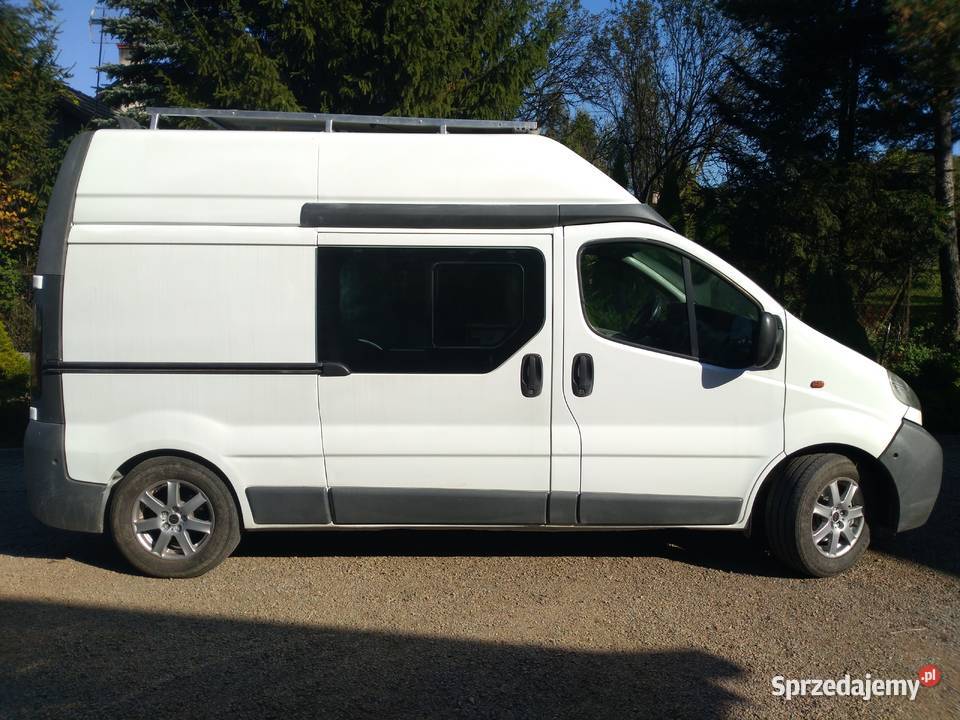 Vivaro L2H2 blachy prawej strony drzwi ćwiartki Skawina sprzedam