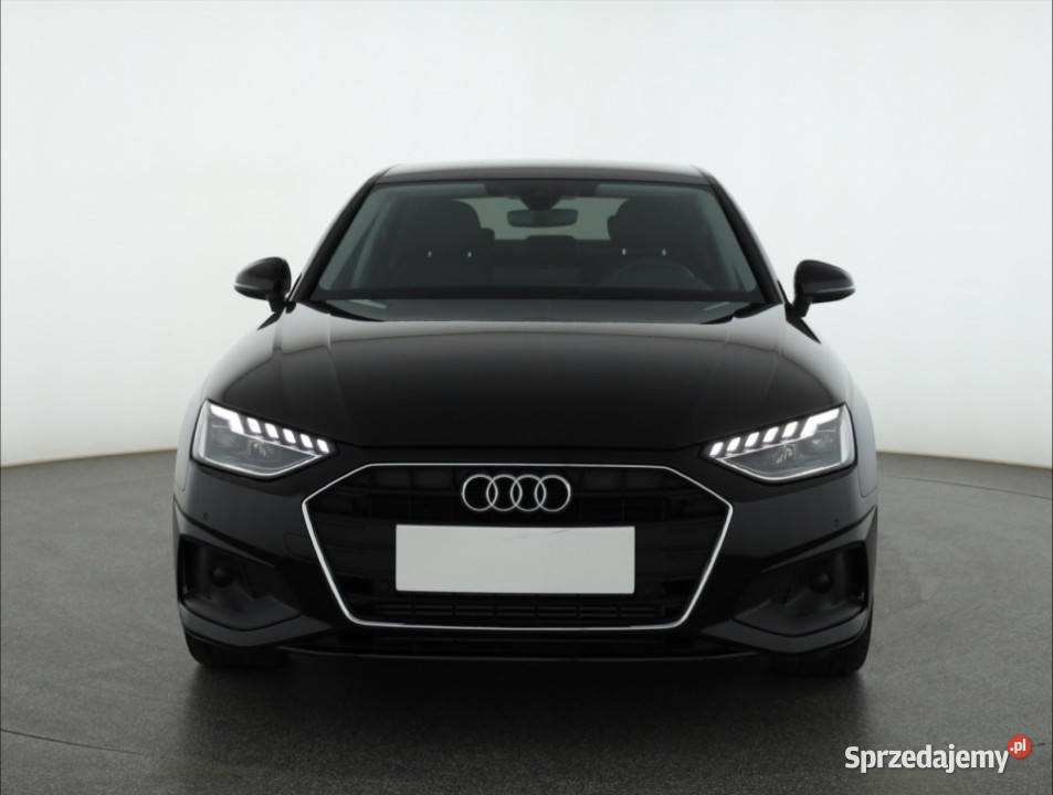 Audi A4 35 TFSI czarny A4 Piaseczno