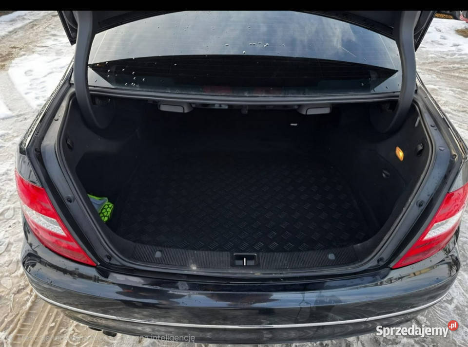 Mercedes C 180 Avantgarde pakiet AMG 18 Benzyna Sedan / Limuzyna Jacków