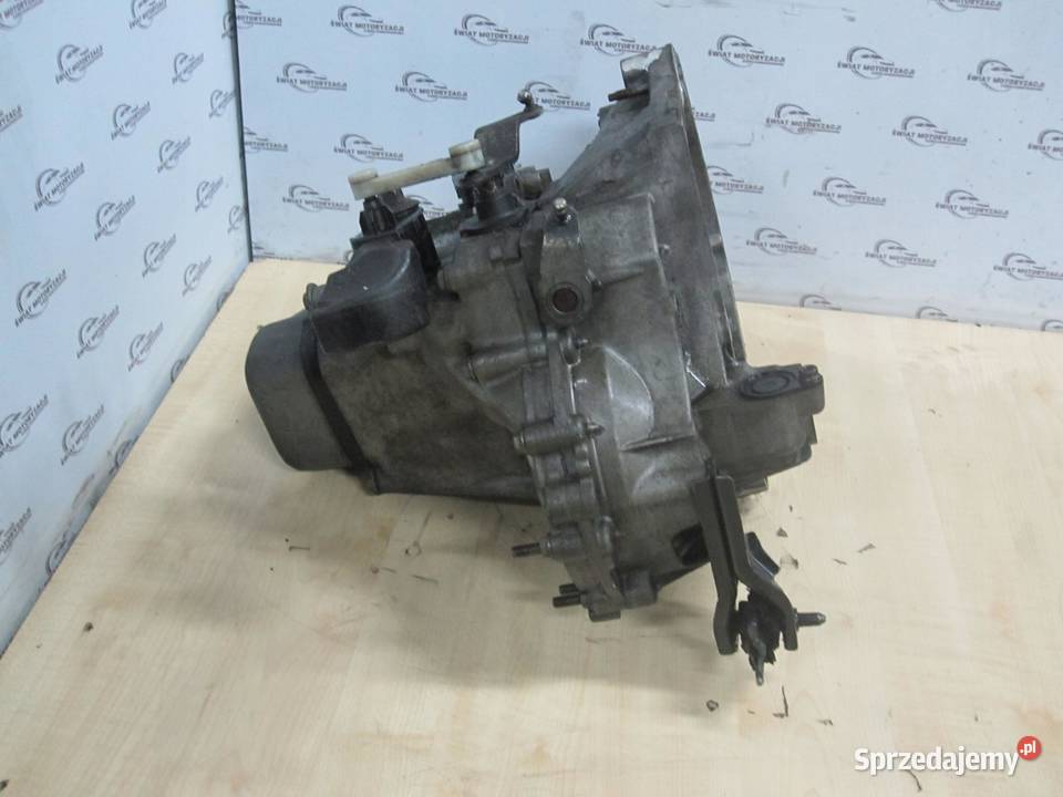 PEUGEOT 208 14 VTI 8FS 10FGAE 97 Skrzynia biegów