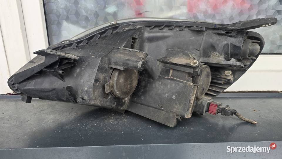 Lampa prawy przód do opla zafiry B 2006 Sosnowiec