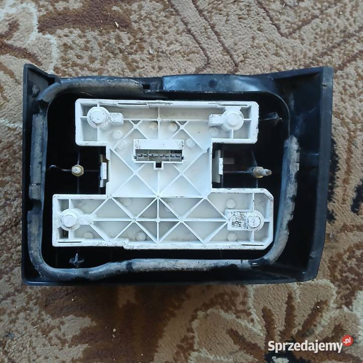 Renault 19 prawa lampa tylna hatchback Radomsko