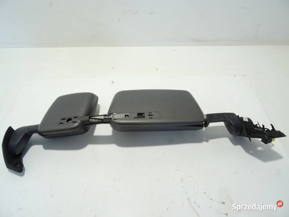 LUSTERKO LEWE RENAULT TRUCKS T Van minibus