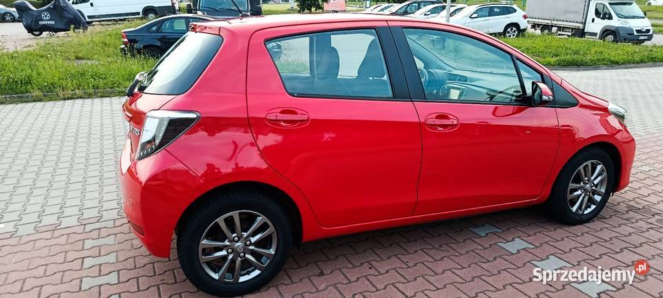 Toyota Yaris kamera cofania ładna Tychy