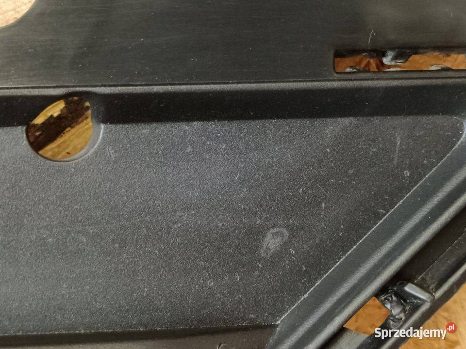 BMW X1 F48N KRATKA ZDERZAKA PRAWY PRZÓD 8497246