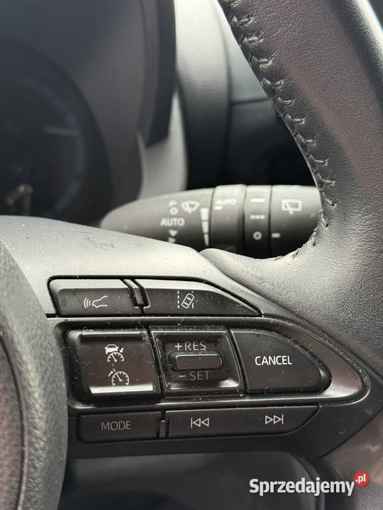 Toyota Yaris Cross 2023 1 właściciel ASO 31093km Katowice