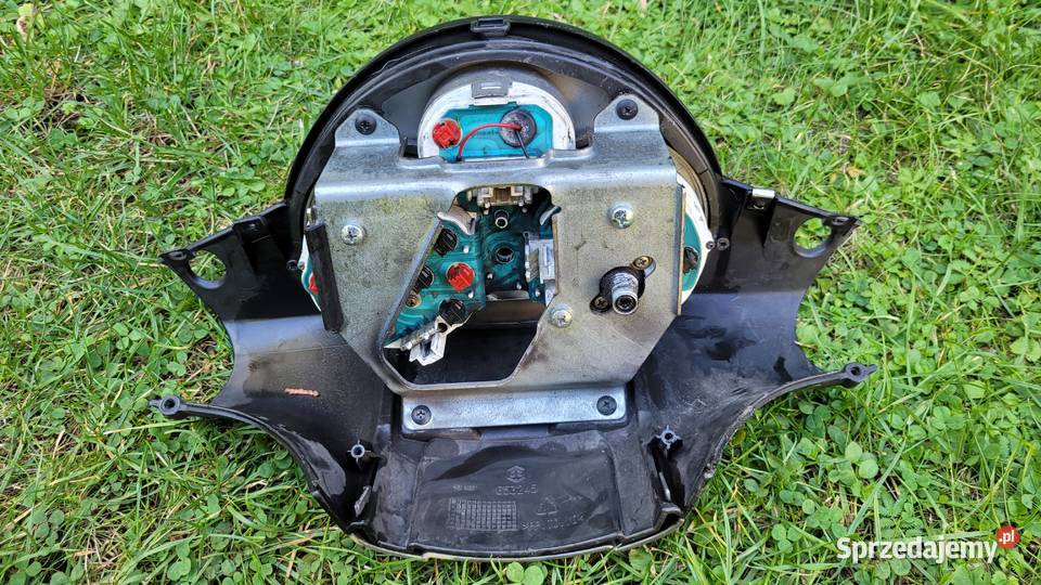 PIAGGIO CARNABY licznik z obudowa Motoryzacja Piła