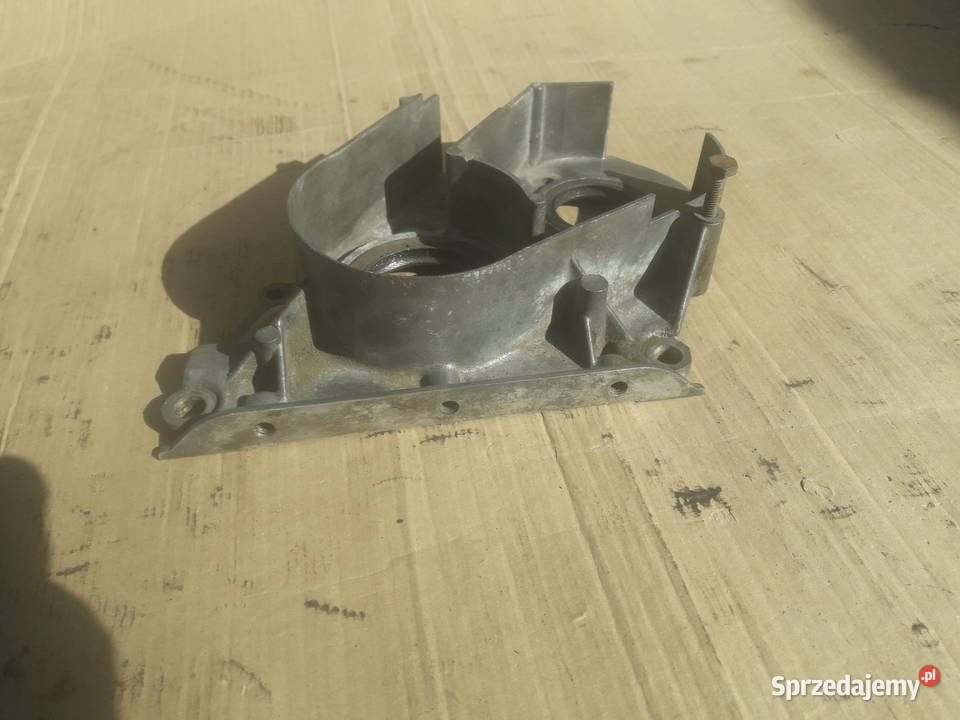 Obudowa rozrządu bmw m20 e12 e21 e28 e30 e34 Twardogóra