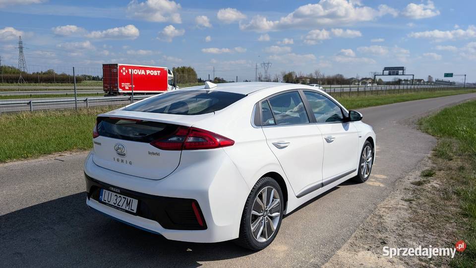 Hyundai Ioniq 2019 16 premium hybryda krajowy
