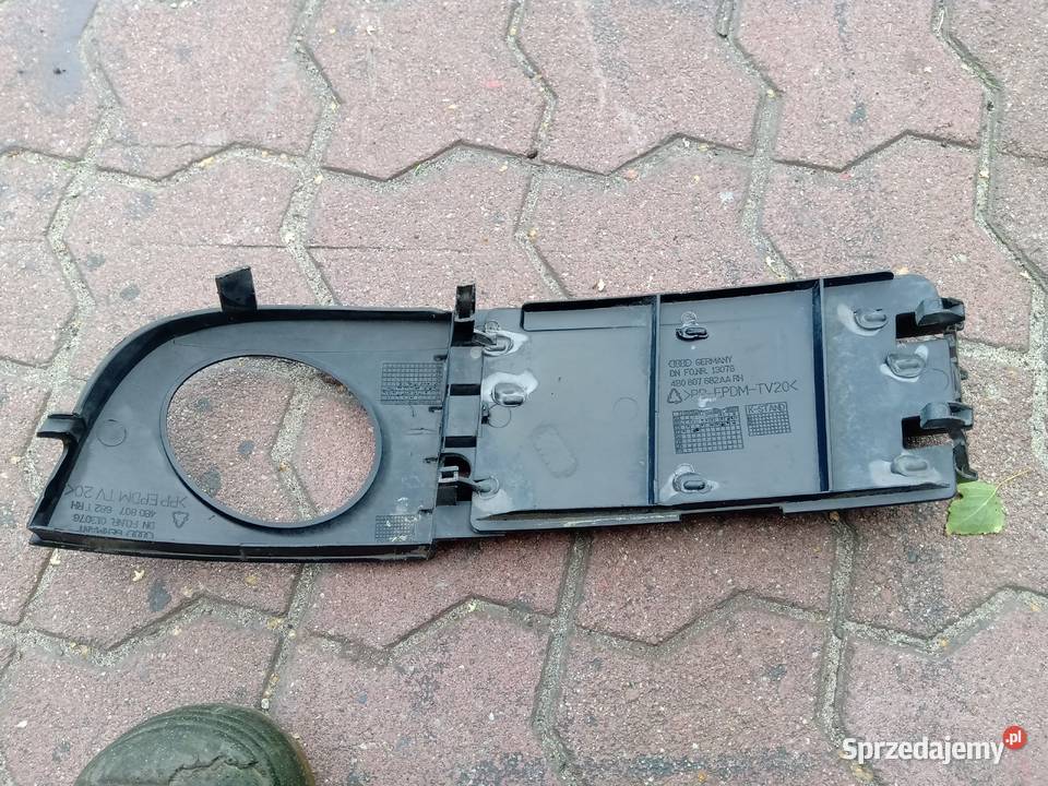 Kratka Atrapa Zaślepk zderzaka Prawa Audi A6 Szadek