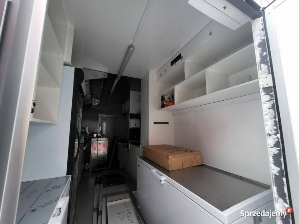 gastronomiczne ZP TRAILERS Poleasingowe Rok produkcji 2024