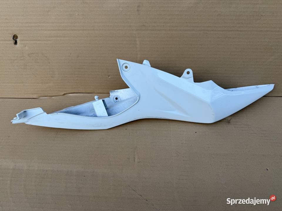 GSXR 1000 K9 L6 tylna lewa owiewka Jaszczów
