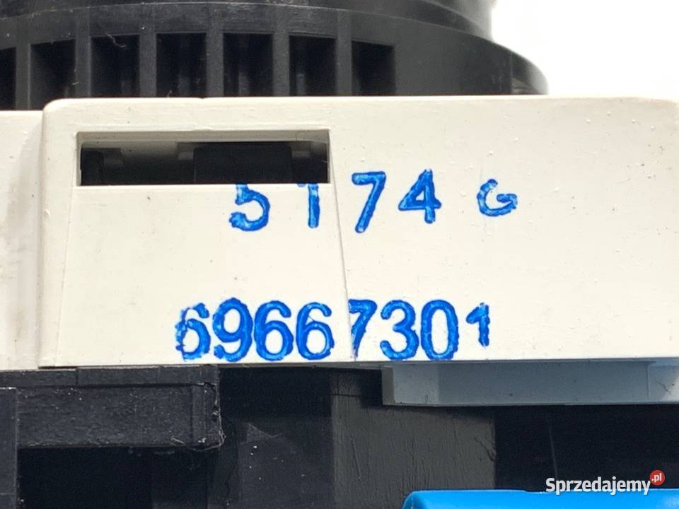 PANEL STEROWANIA NAWIEWU MITSUBISHI COLT VI osobowe