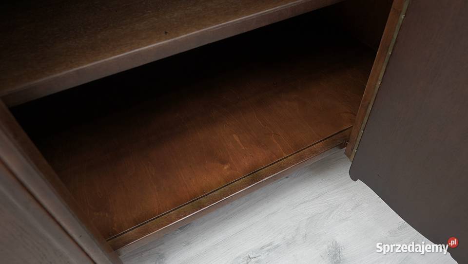 Antyczna komoda z początku XXw w stylu Meble Jerka