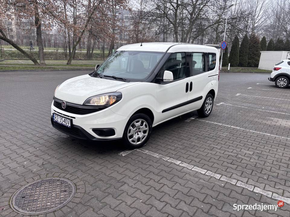 Fiat Doblo 14 benzyna z LPG małopolskie Przeginia Duchowna