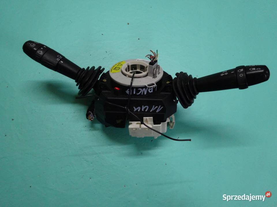 DELTA SE III LIFT 13r przełącznik zespolony Części samochodowe