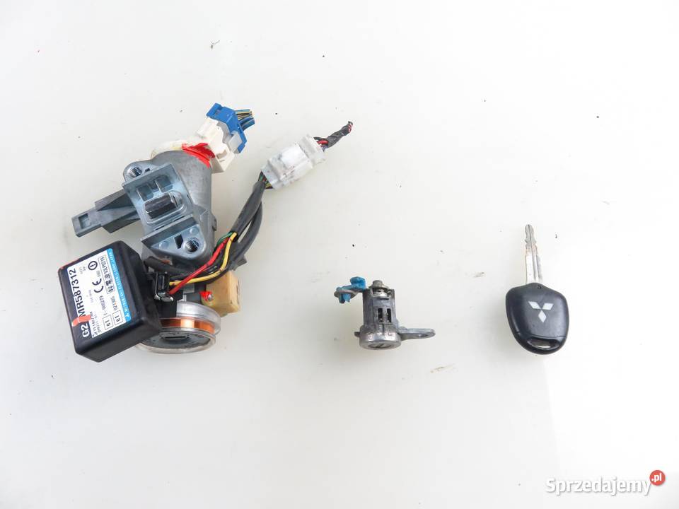 STACYJKA WKŁADKI MITSUBISHI OUTLANDER I CUW sprzedam