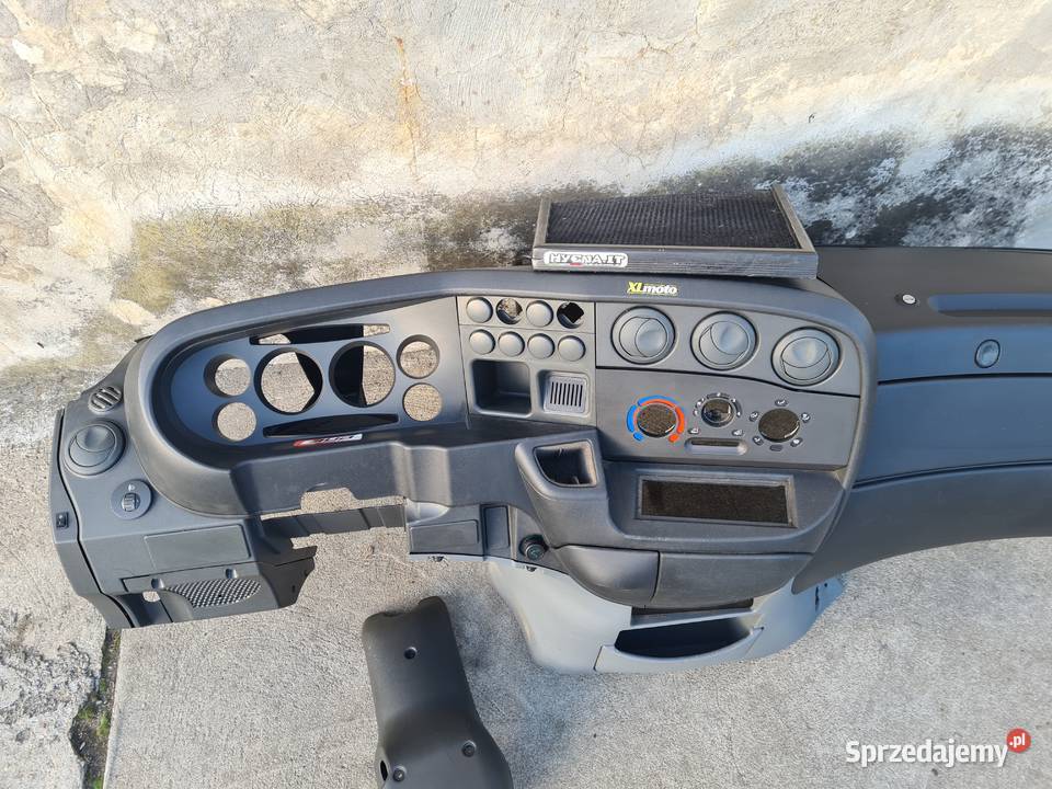 IVECO DAILY 3 9906 deska rozdzielcza konsola sprzedam
