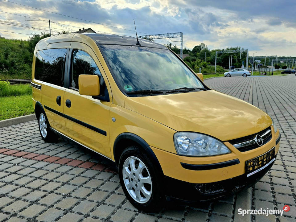 Opel Combo Opel Combo Tour 14 C 20012011 Więcławice Stare sprzedam