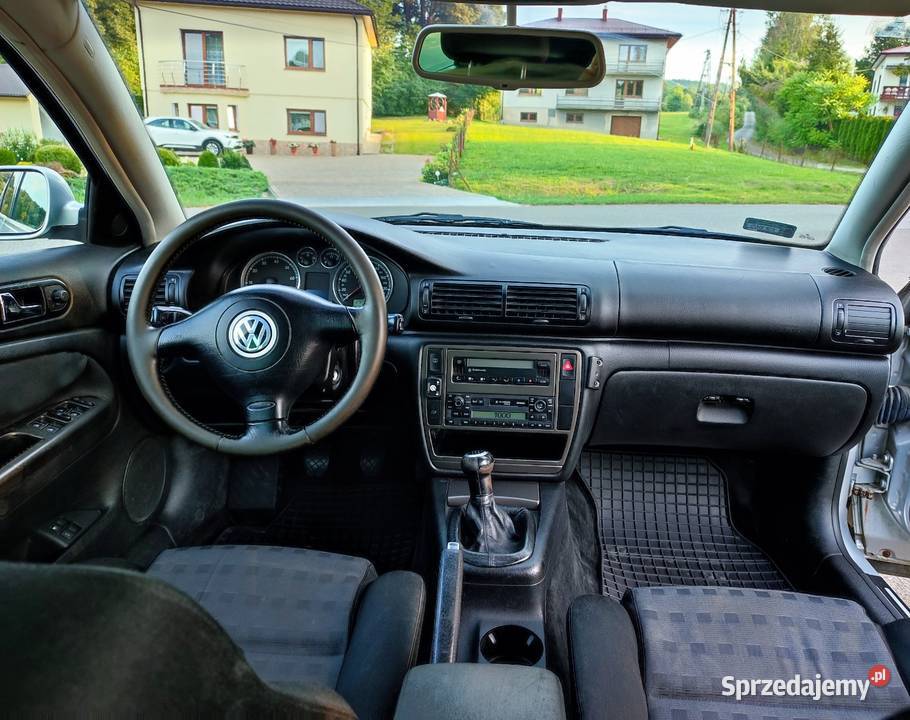 Sprawny nie zgnity Volkswagen Passat kombi komputer pokładowy Passat Domaradz sprzedam