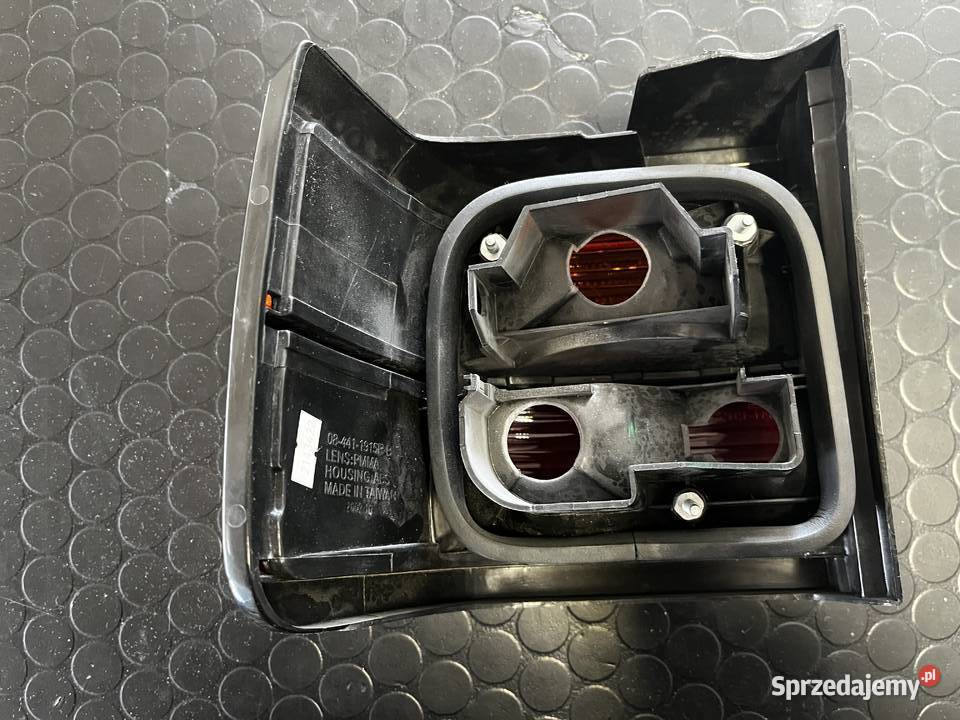 Lampa tył prawa VW Passat B3 35i DEPO 4411915RUE osobowe