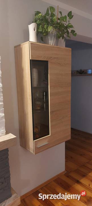 Witryna wisząca Kredensy i witryny Nowa Ruda sprzedam