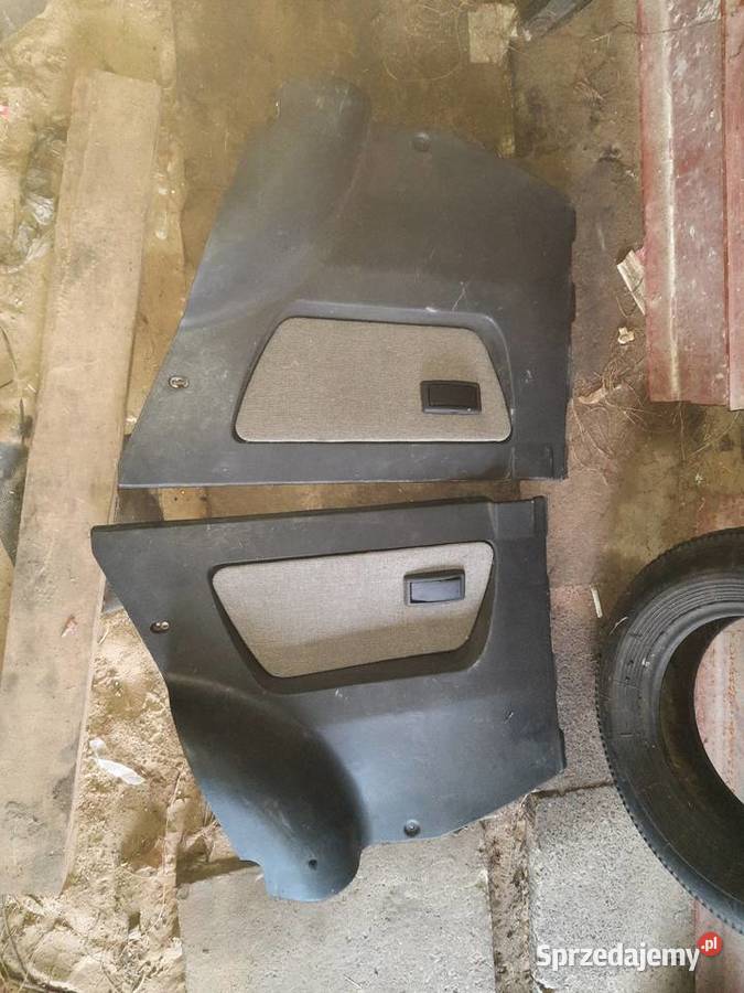 Zaz Tavria plastiki boczek podaszybie