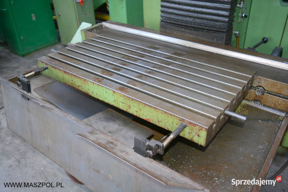 Frezarka CNC AVIA F 40 NA2 wyprodukowana została Głowno