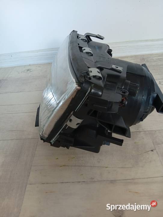 Audi 100 C4 9094 reflektor przedni lampa Łódź sprzedam