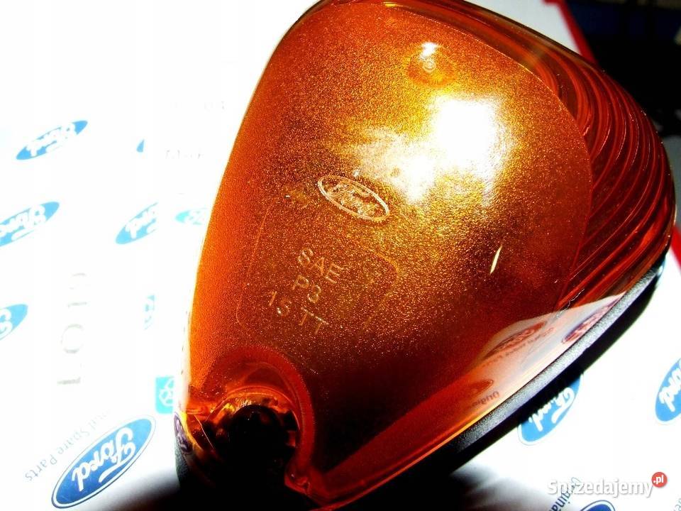 LAMPKA LAMPA OBRYSOWA DACHU FORD TRANSIT 2014 osobowe Głogów