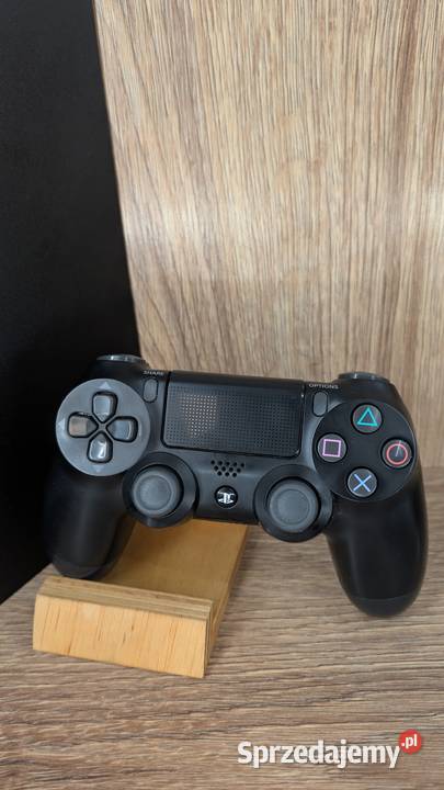 Konsola PlayStation 4 Slim 500GB CUH2216A Pad sprzedam