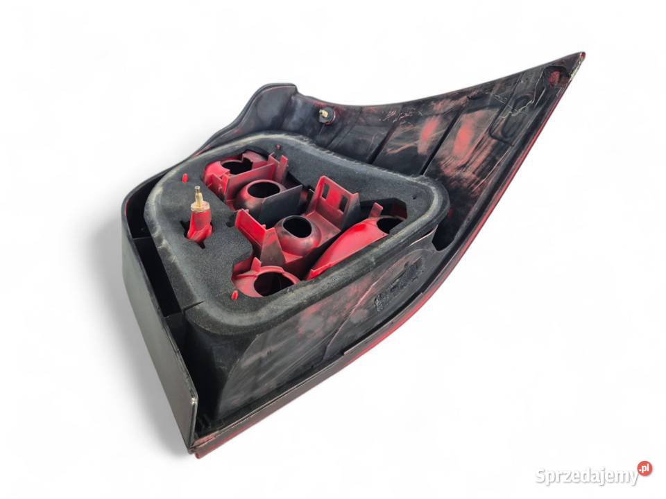 LAMPA TYŁ LEWY TYLNA LEWA VW GOLF IV 4 HB Działoszyce