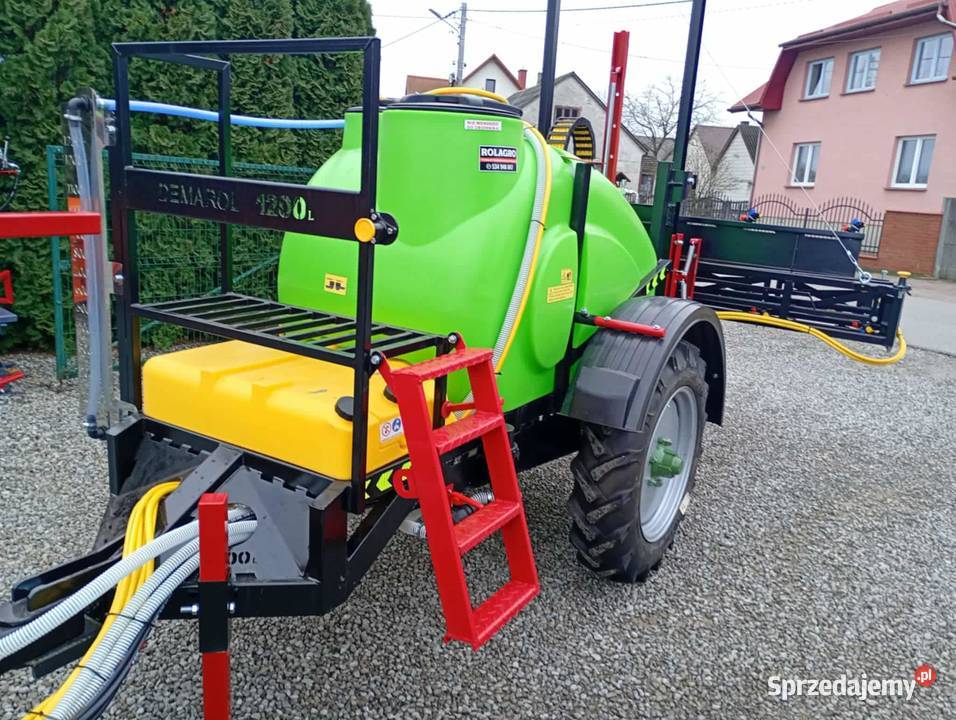 Opryskiwacz ciągany 1200 litrów 15 m lanca zawór Zaczepiane Zamość sprzedam