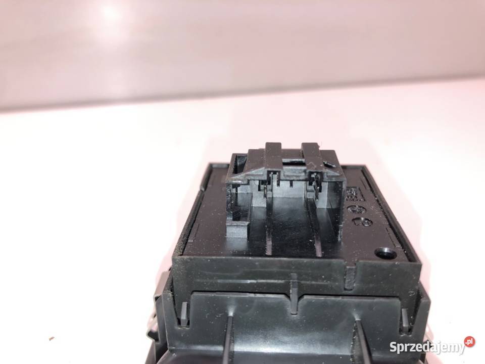 PRZEŁĄCZNIK SZYB VW CADDY V 2K7868247A Minivan podkarpackie sprzedam