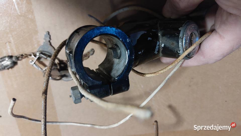 Stacyjka do starego auta Pozostałe dolnośląskie Miłków sprzedam