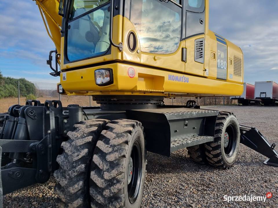 Komatsu PW180 Koparka Kołowa Osprzęt Zadbana Daleszyce