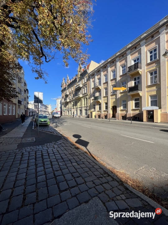 Mieszkanie 2 pokojowewysokie sufity piwnica 12m2 kamienica wielkopolskie Gniezno sprzedam