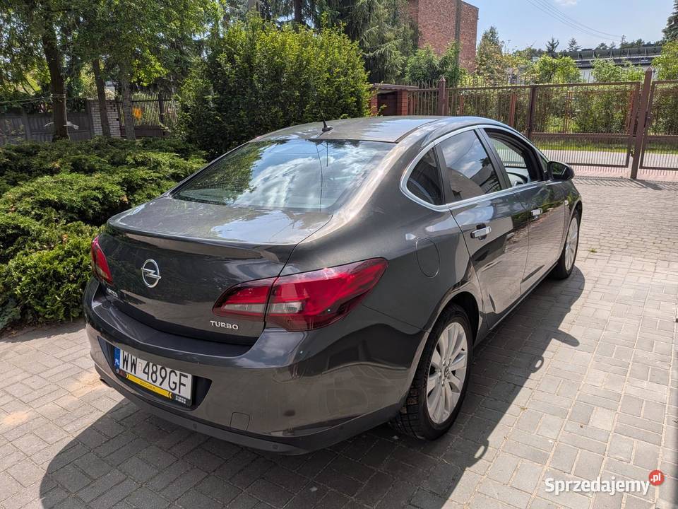 Opel Astra 14 turbo czujniki parkowania Warszawa