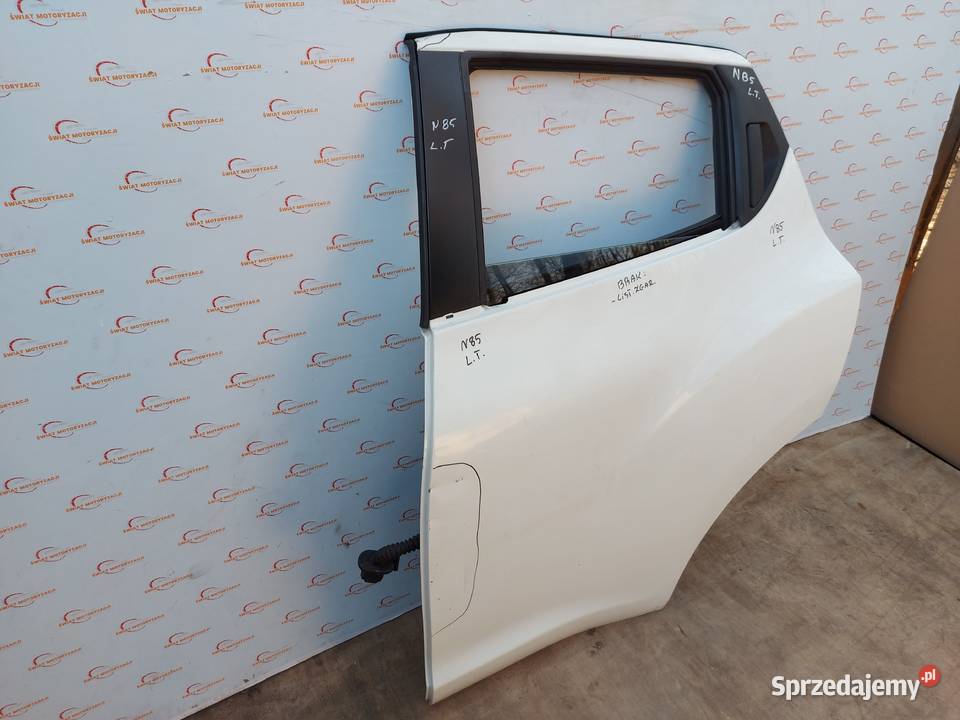 NISSAN JUKE 10r drzwi lewe tył 150 mikronów Kielce