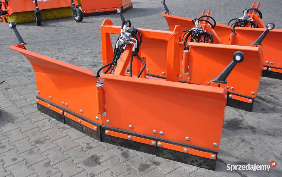 Pług Dłuży Mocny Metal Technik Strzałka Maszyny rolnicze Żuromin