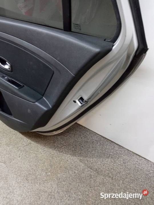DRZWI PRAWE TYŁ KOMBI LIFT TED69 Renault Megane