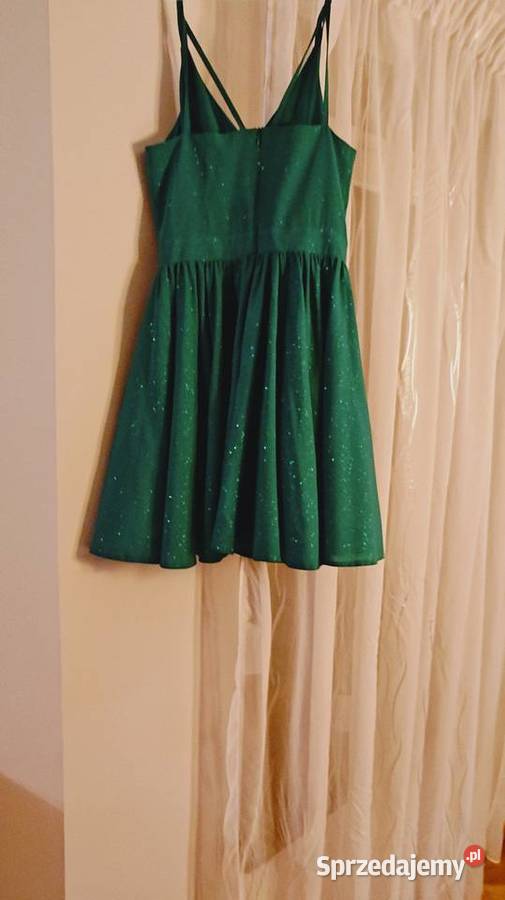 Sukienka wieczorowa w kolorze zielonym