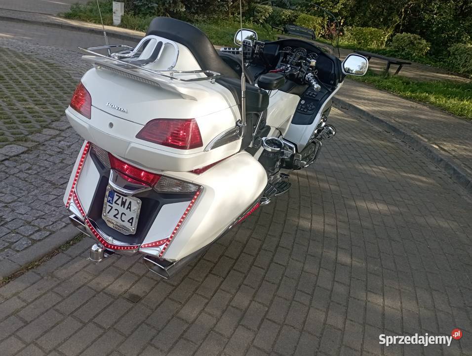 Honda Goldwong GL 1800 bagażnik Wałcz sprzedam