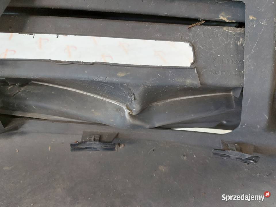 VOLKSWAGEN CADDY III 2K zderzak przód 2K0807221 świętokrzyskie