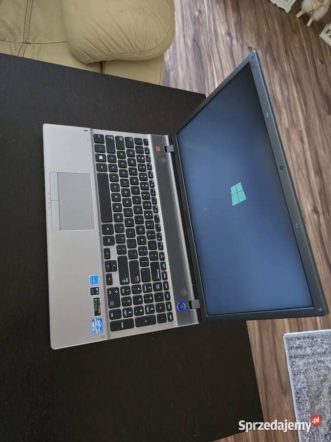 Laptop SAMSUNG Komputery i Akcesoria Dziewkowice
