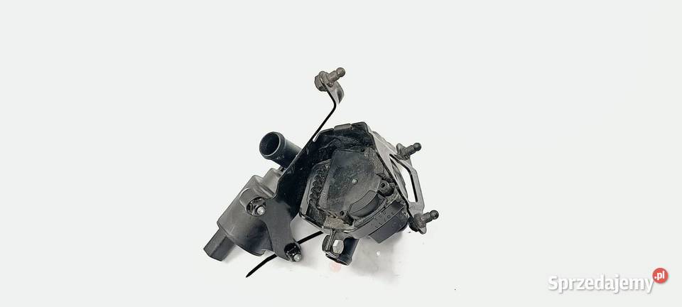 POMPA WODY AUDI A6 C7 4H0121671B osobowe Lipno