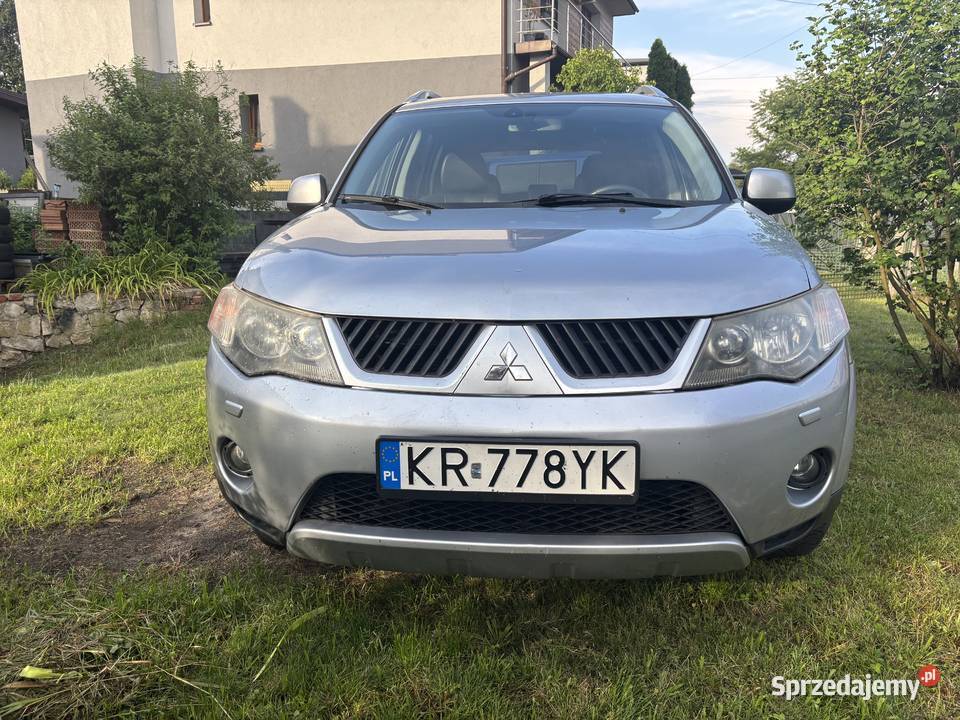 Mitsubishi Outlander 4WD reflektory ksenonowe Dąbrowa Górnicza