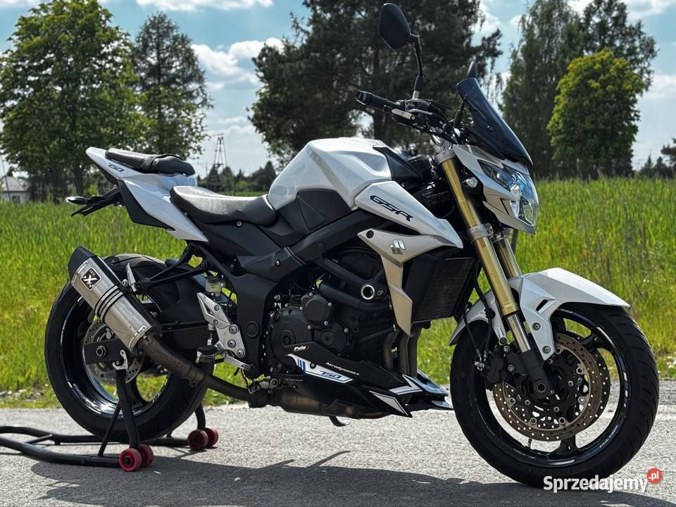 Suzuki Gsr 750 zarejestrowany na a2 sprzedam