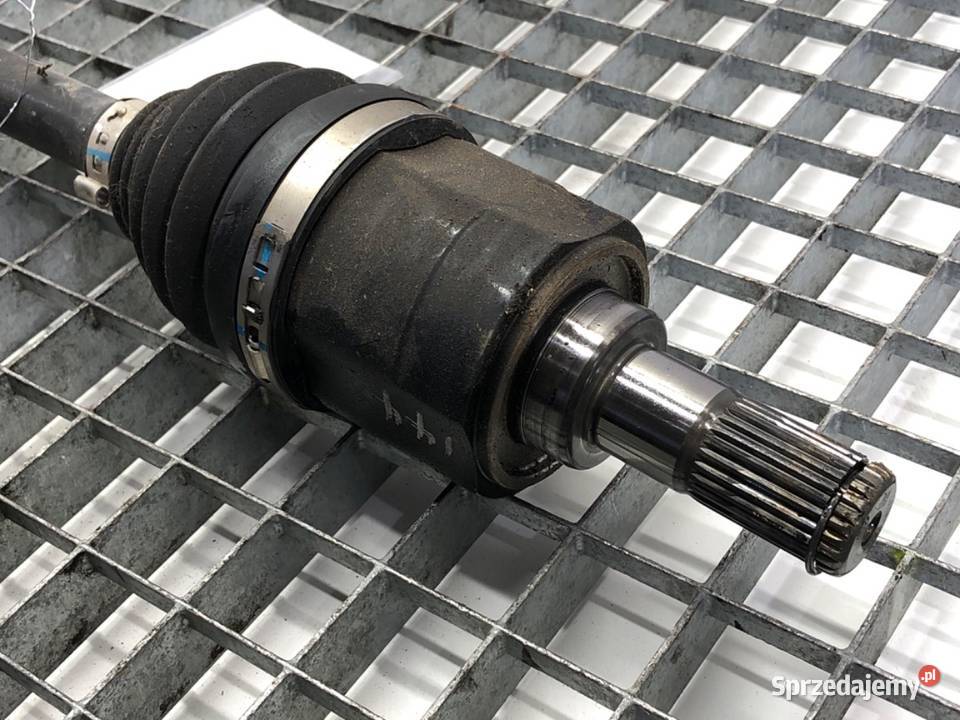 PÓŁOŚ PRAWY PRZÓD HYUNDAI ELANTRA VII 49501AA000 sprzedam