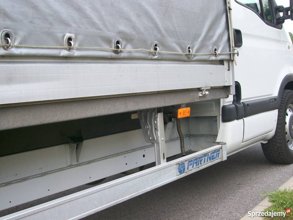 Renault MasterKontener 8 palet Sypialnia Webasto zarejestrowany w Polsce Motoryzacja łódzkie Łask